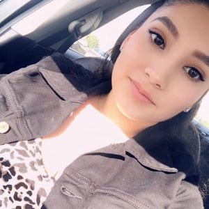 Meet your Posher, Erika